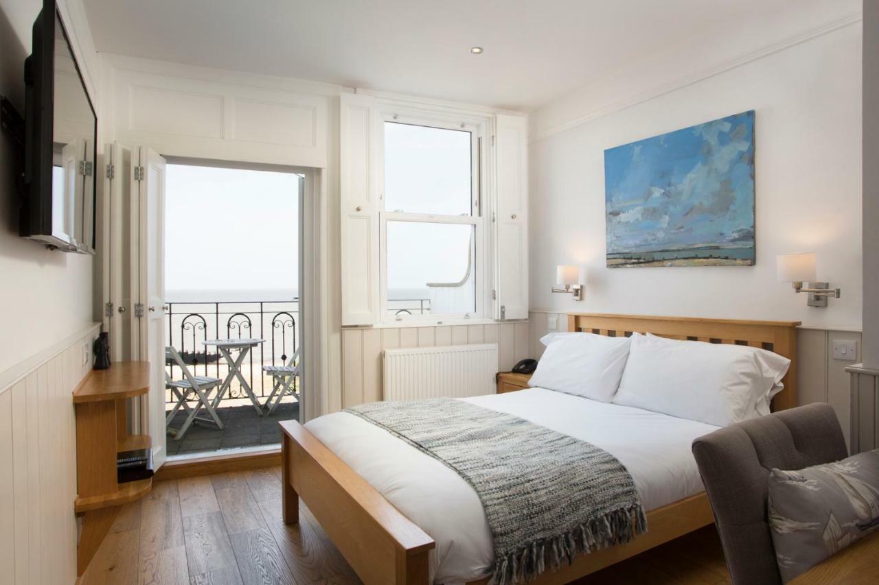Continental Hotel 3*